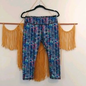 Reversable athletic capris